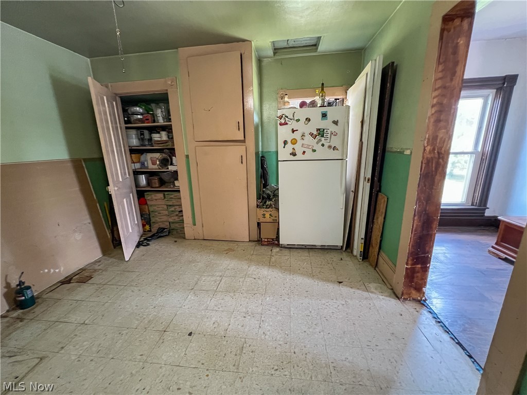 14614 E Liverpool Road East Liverpool OH 43920