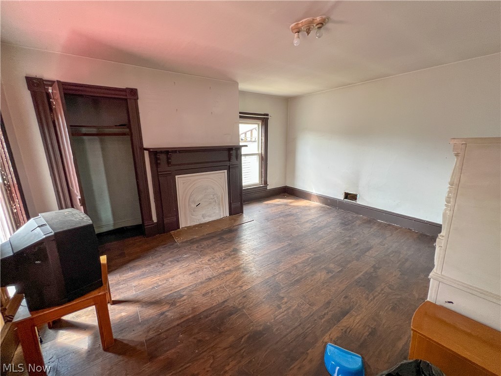 14614 E Liverpool Road East Liverpool OH 43920
