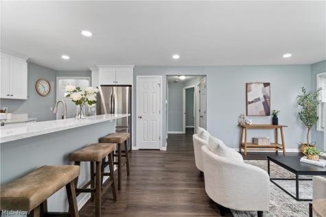 400 Elmwood Road Bay Village OH 44140