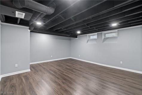 400 Elmwood Road Bay Village OH 44140