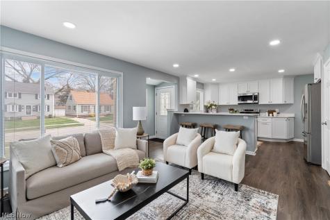 400 Elmwood Road Bay Village OH 44140