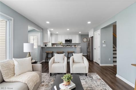 400 Elmwood Road Bay Village OH 44140