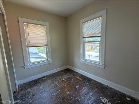 21443 Ball Avenue Euclid OH 44123