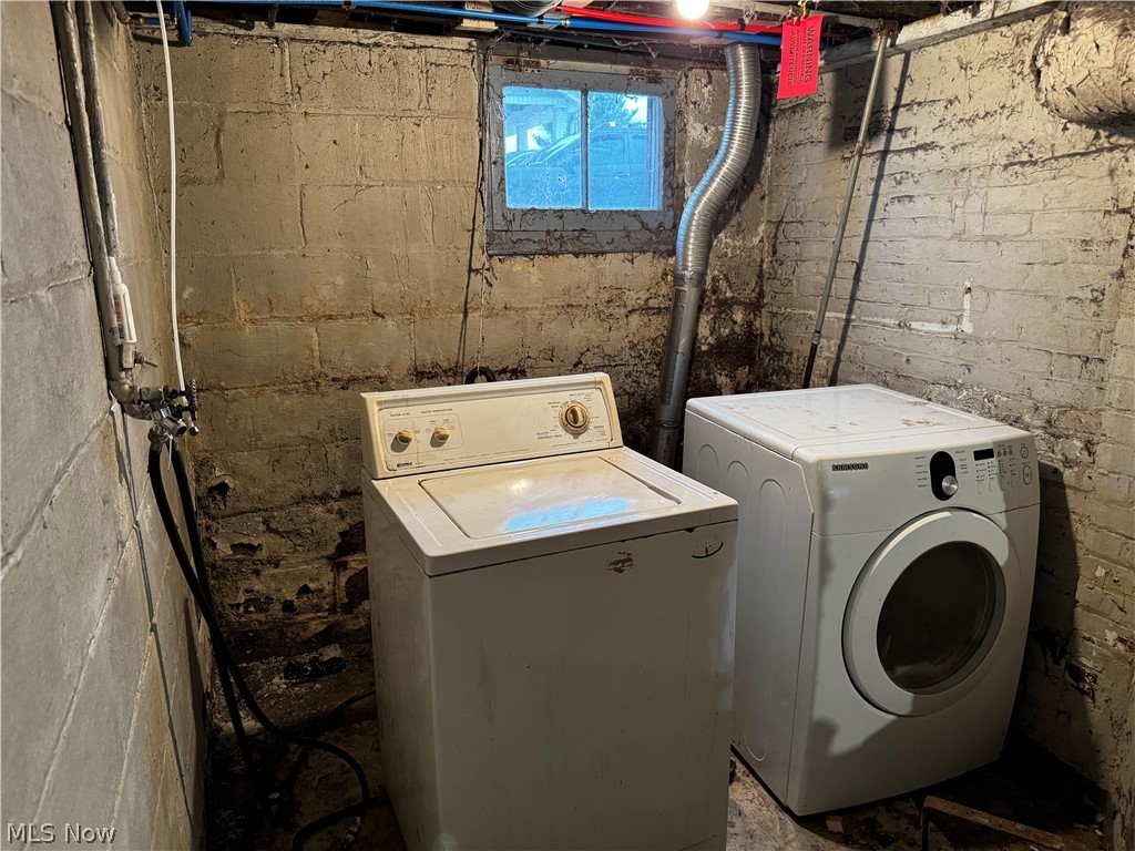984 Sandusky Street Conneaut OH 44030