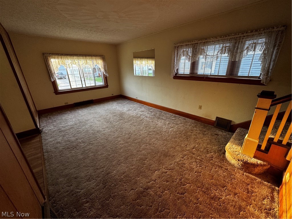 984 Sandusky Street Conneaut OH 44030