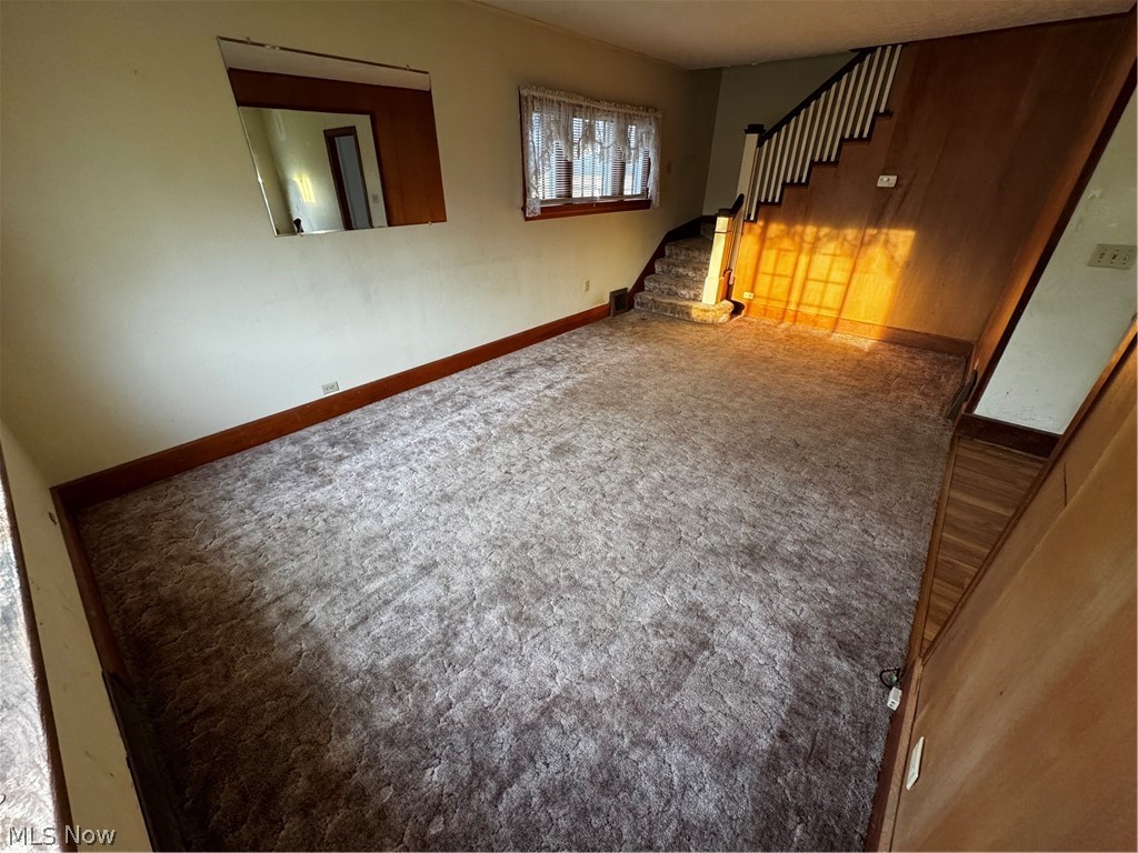 984 Sandusky Street Conneaut OH 44030