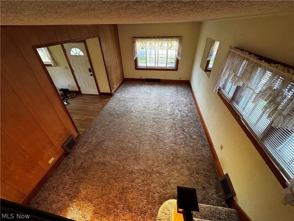 984 Sandusky Street Conneaut OH 44030