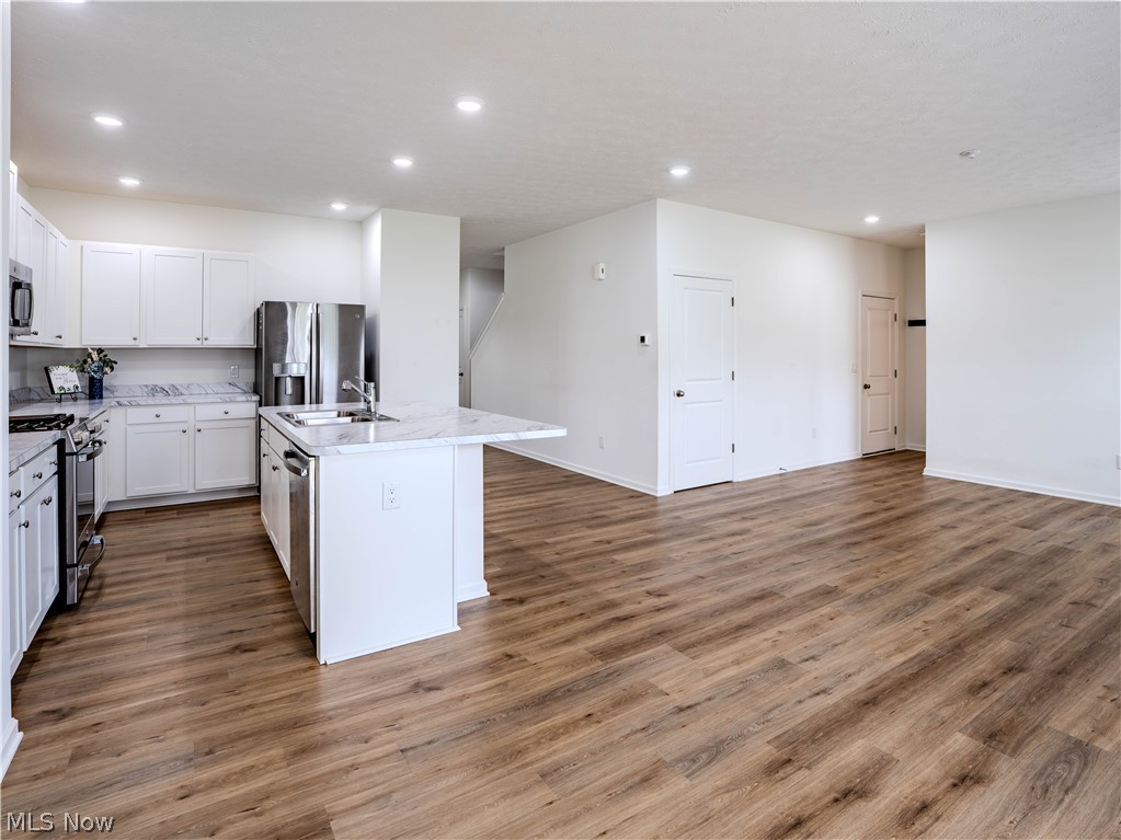 421 River Run Drive Elyria OH 44035