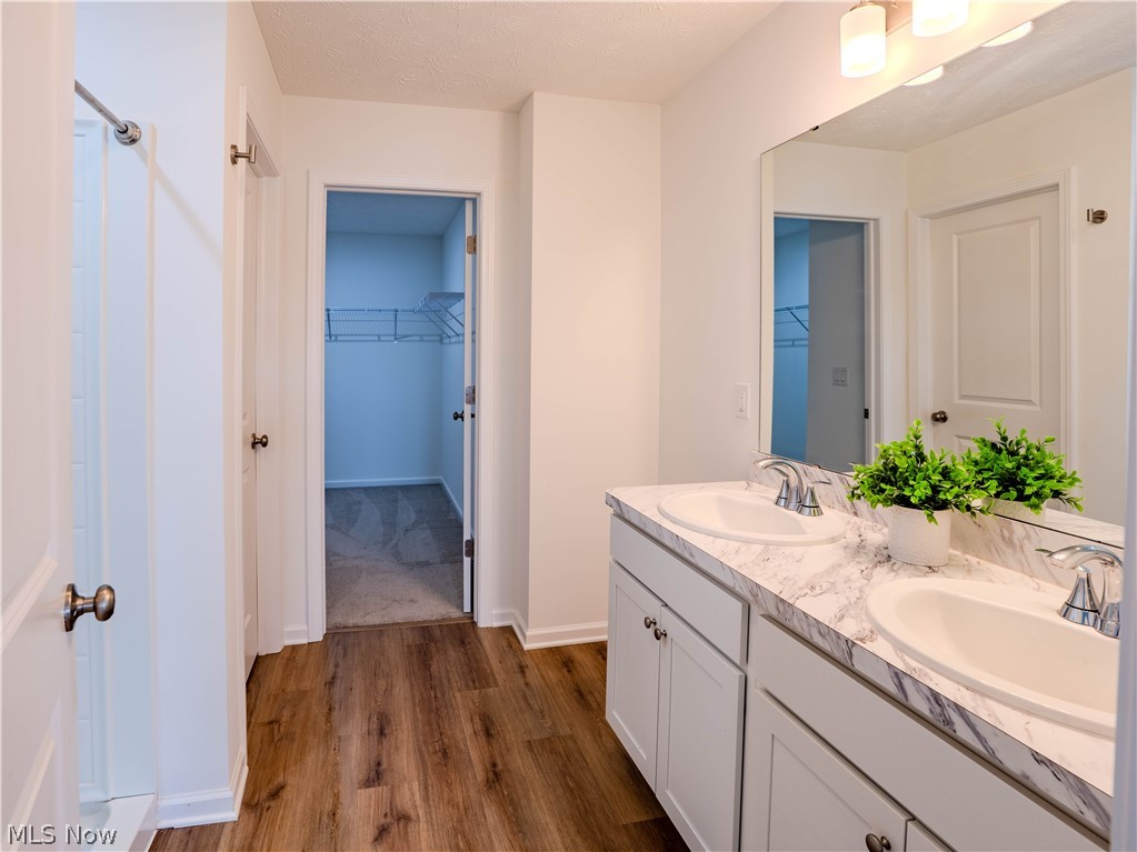 421 River Run Drive Elyria OH 44035