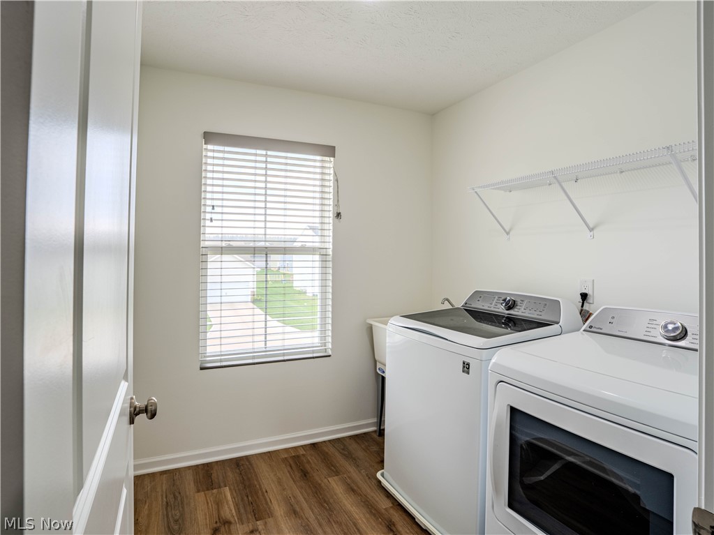 421 River Run Drive Elyria OH 44035