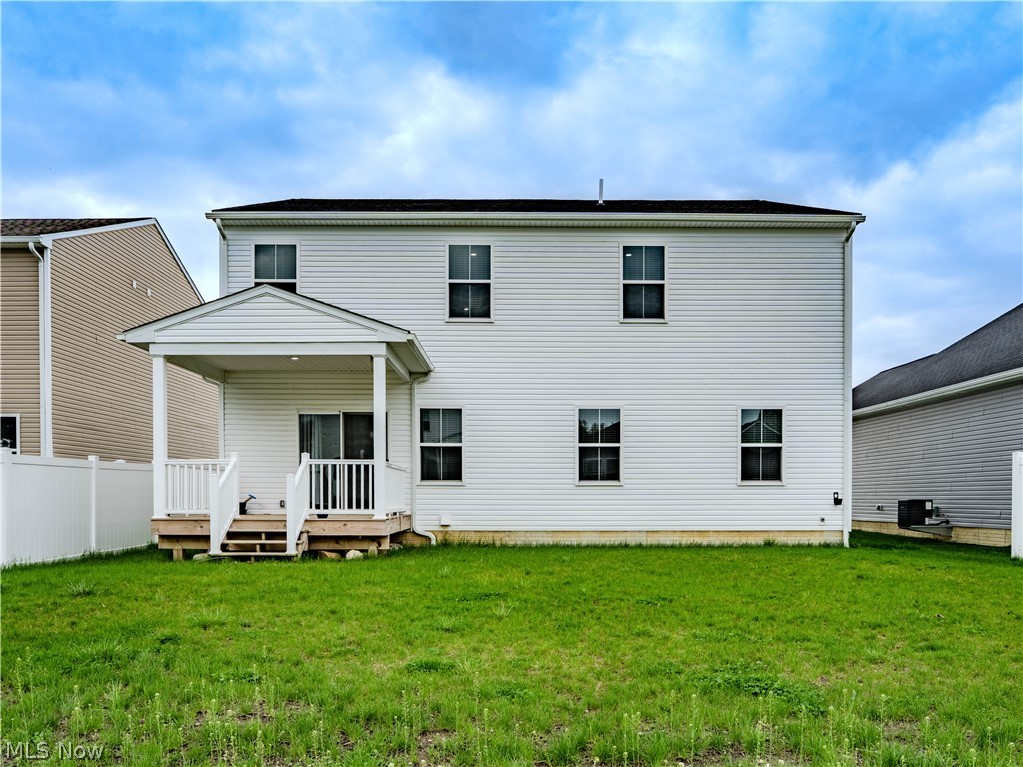 421 River Run Drive Elyria OH 44035
