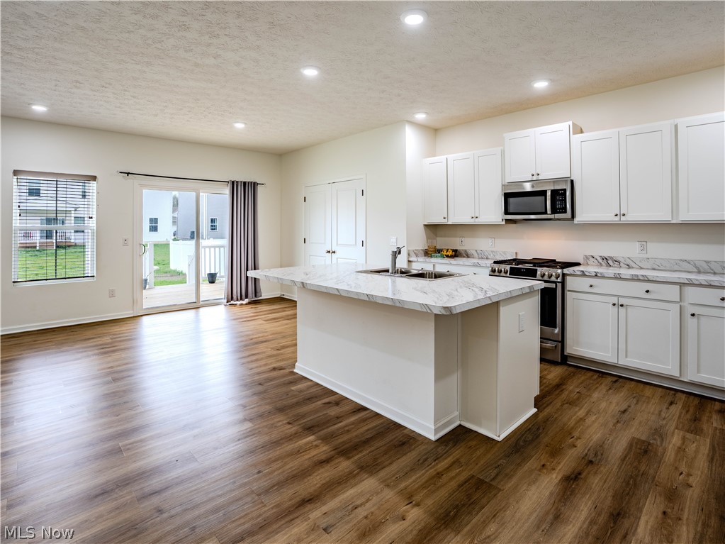 421 River Run Drive Elyria OH 44035