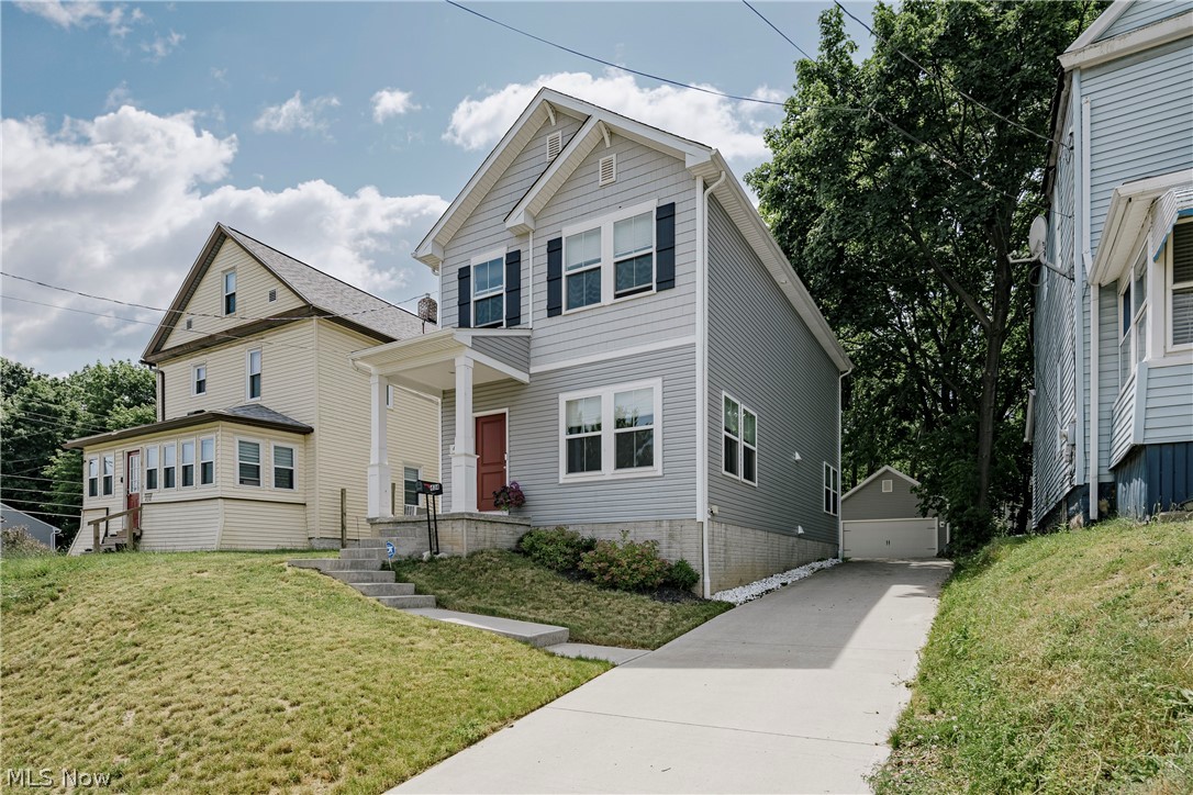 434 Douglas Street Akron OH 44307