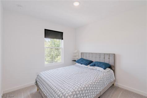 434 Douglas Street Akron OH 44307