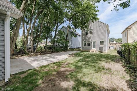 434 Douglas Street Akron OH 44307