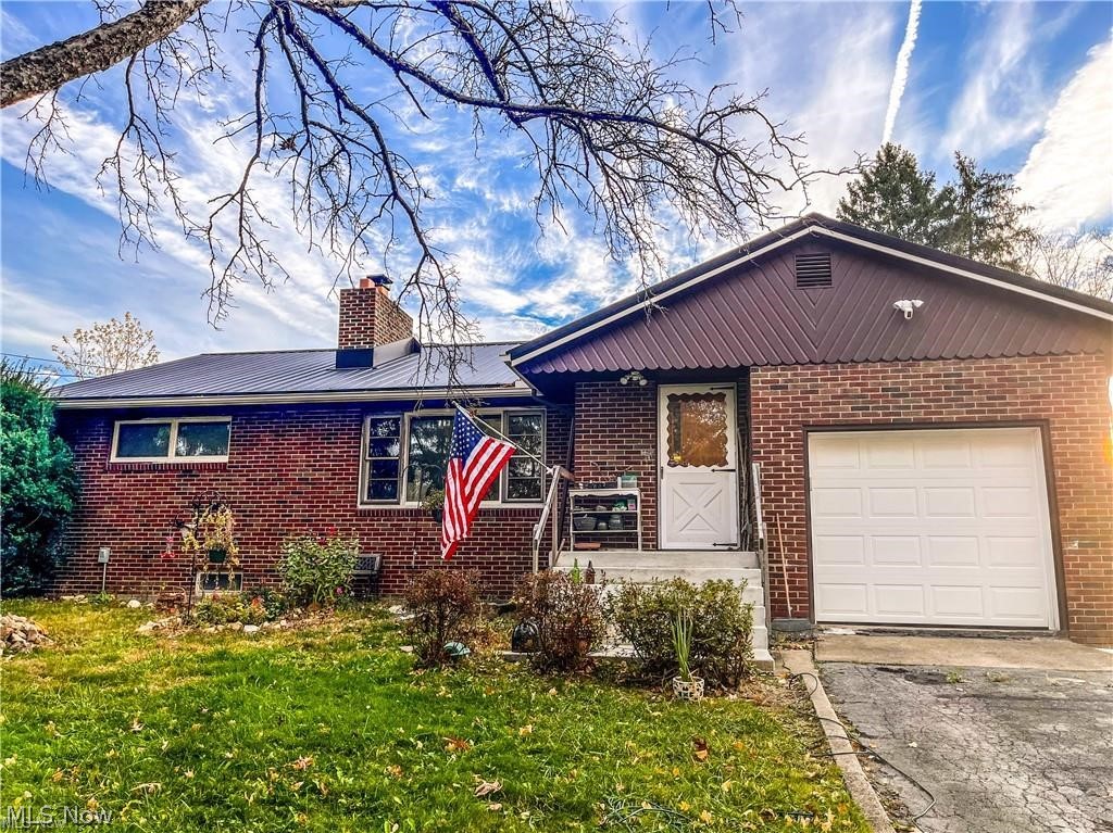 996 Sharon Hogue Road Brookfield OH 44438