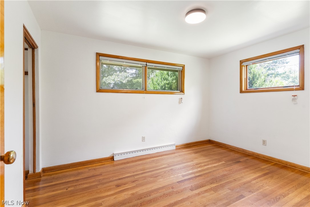 996 Sharon Hogue Road Brookfield OH 44438