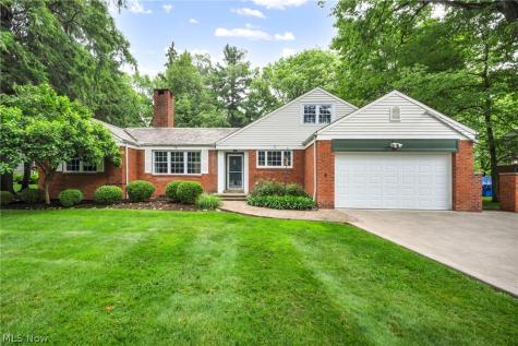 10906 Fitzwater Road Brecksville OH 44141