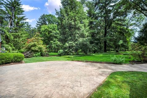 10906 Fitzwater Road Brecksville OH 44141