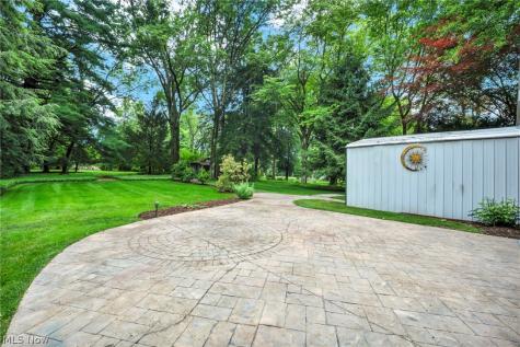 10906 Fitzwater Road Brecksville OH 44141