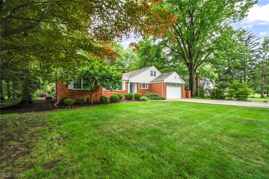 10906 Fitzwater Road Brecksville OH 44141