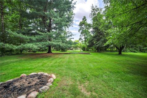 10906 Fitzwater Road Brecksville OH 44141