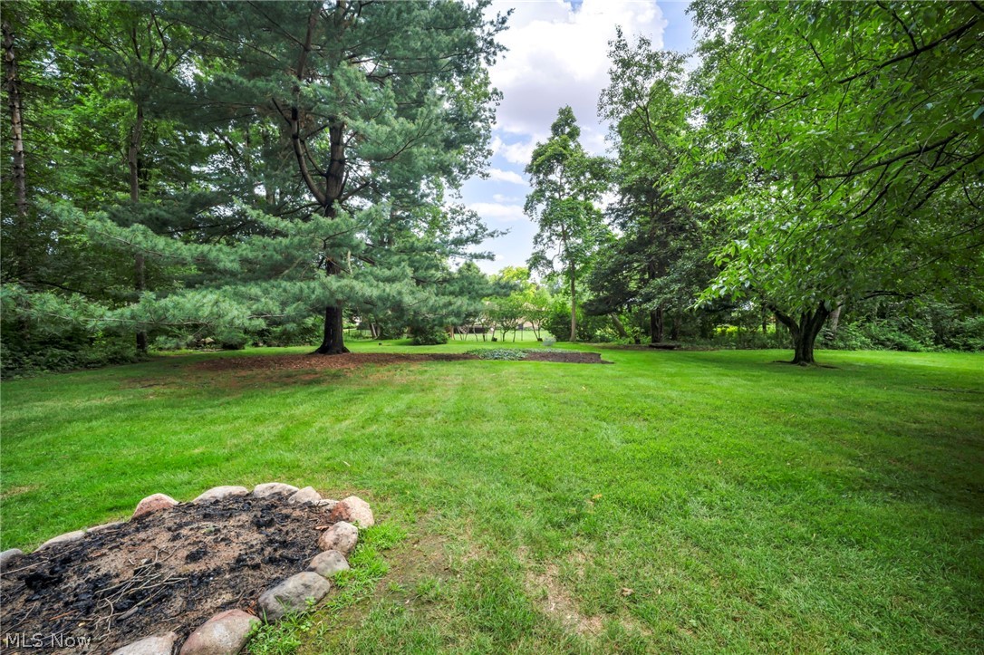10906 Fitzwater Road Brecksville OH 44141