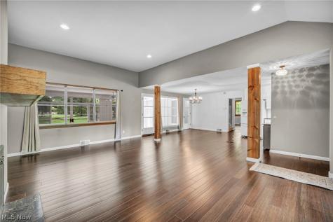 10906 Fitzwater Road Brecksville OH 44141