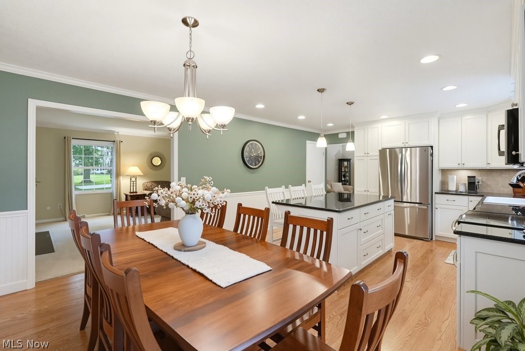 33445 Coachman Lane Solon OH 44139