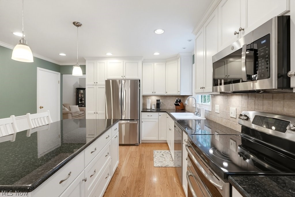 33445 Coachman Lane Solon OH 44139