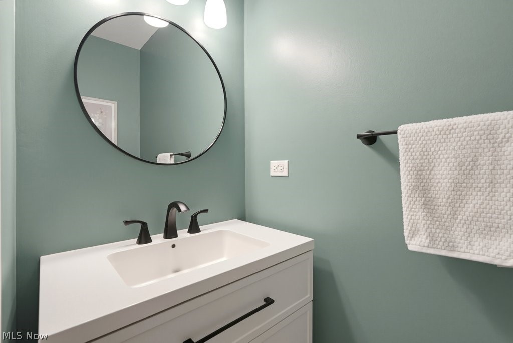 33445 Coachman Lane Solon OH 44139