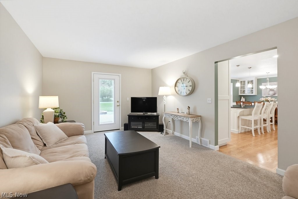 33445 Coachman Lane Solon OH 44139