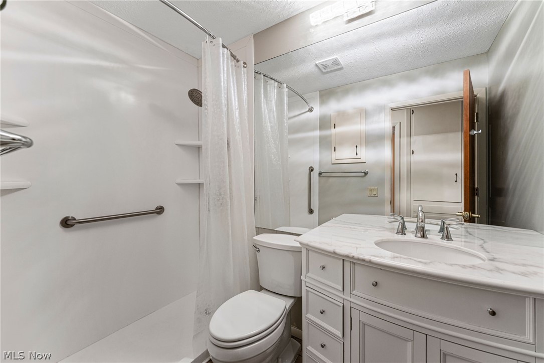 9249 Barton Drive Strongsville OH 44149
