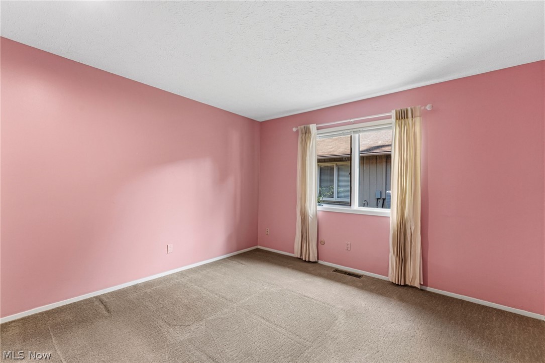 9249 Barton Drive Strongsville OH 44149