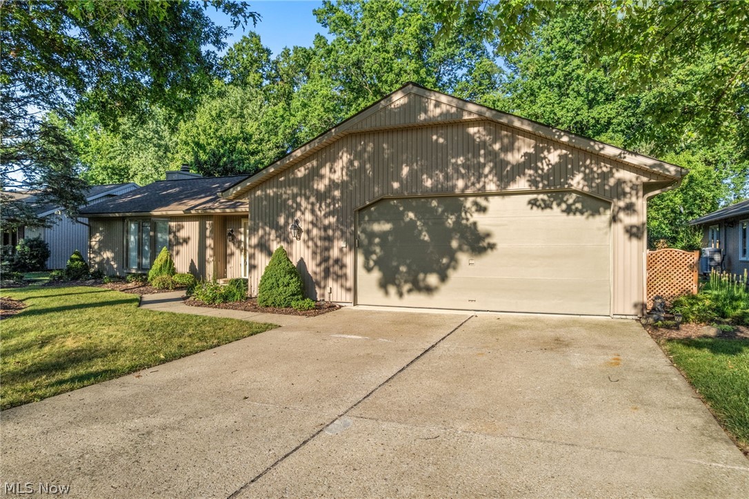 9249 Barton Drive Strongsville OH 44149