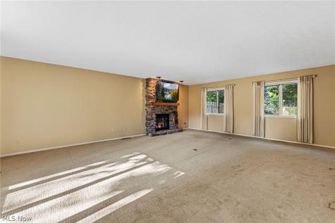 9249 Barton Drive Strongsville OH 44149