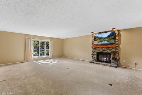 9249 Barton Drive Strongsville OH 44149
