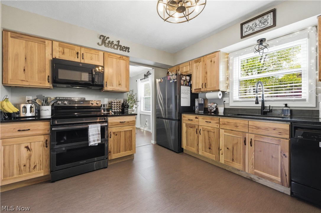 488 Woodlake Drive Medina OH 44256