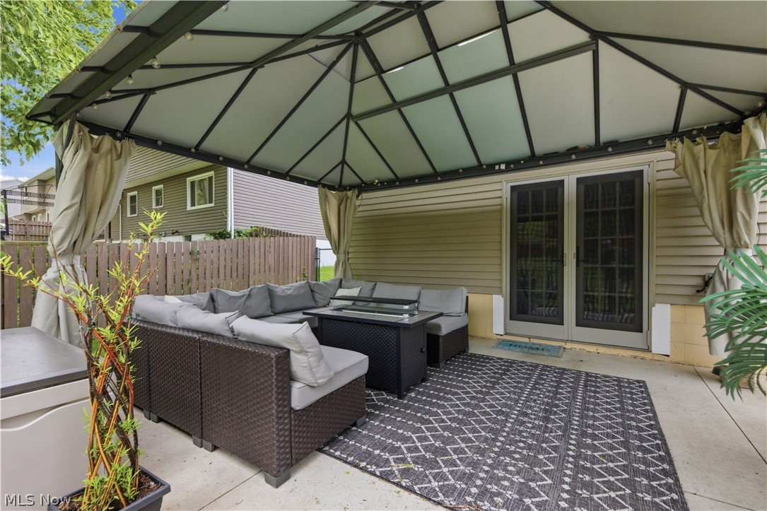488 Woodlake Drive Medina OH 44256