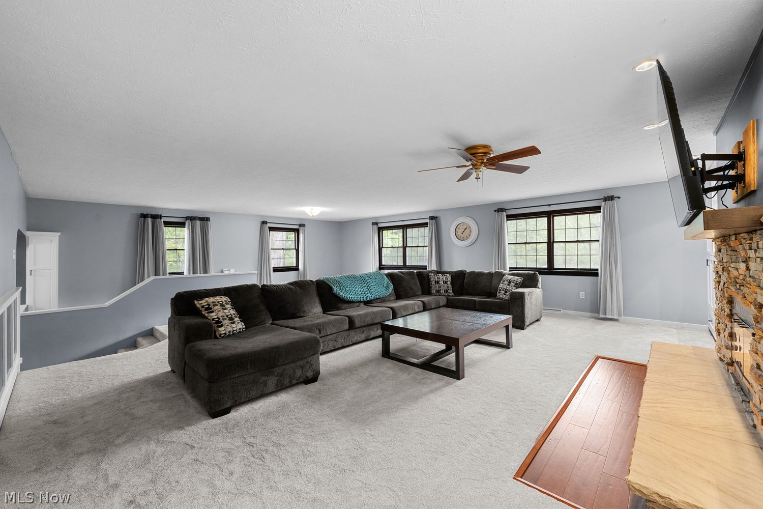 391 Park Avenue Chardon OH 44024