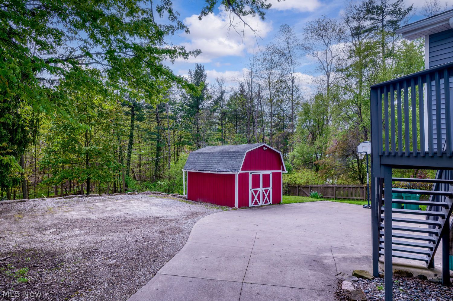 391 Park Avenue Chardon OH 44024