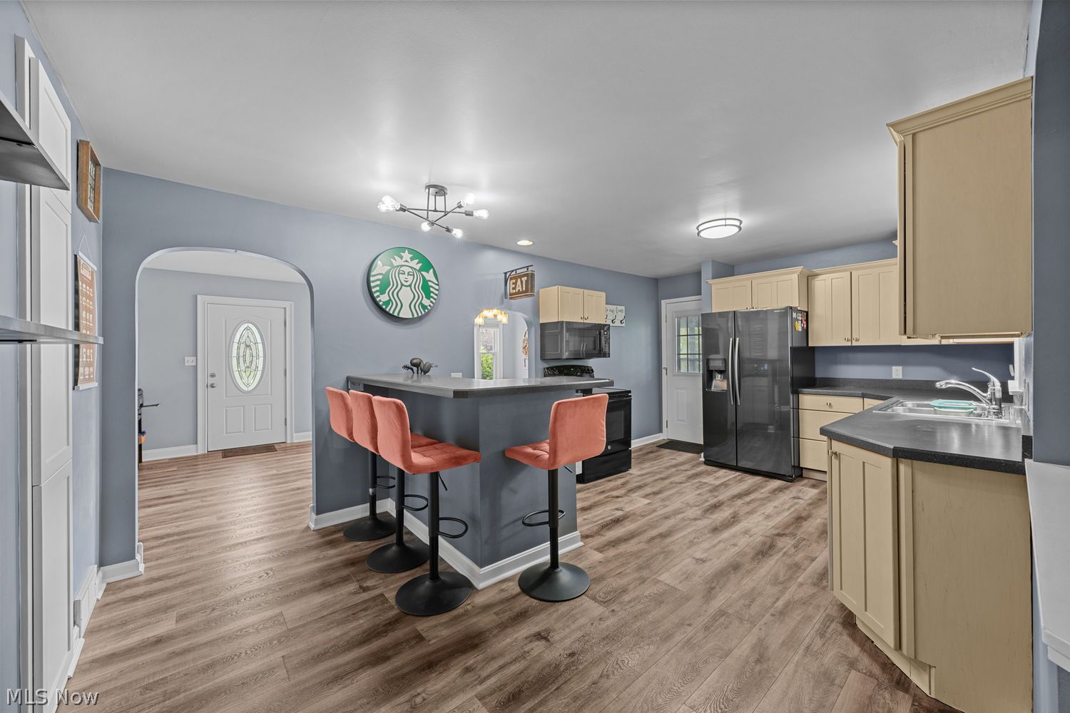 391 Park Avenue Chardon OH 44024