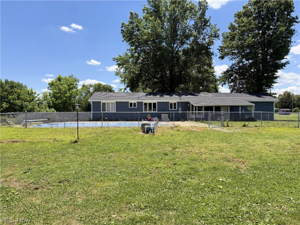 509 Mill Street NE Tuscarawas OH 44682