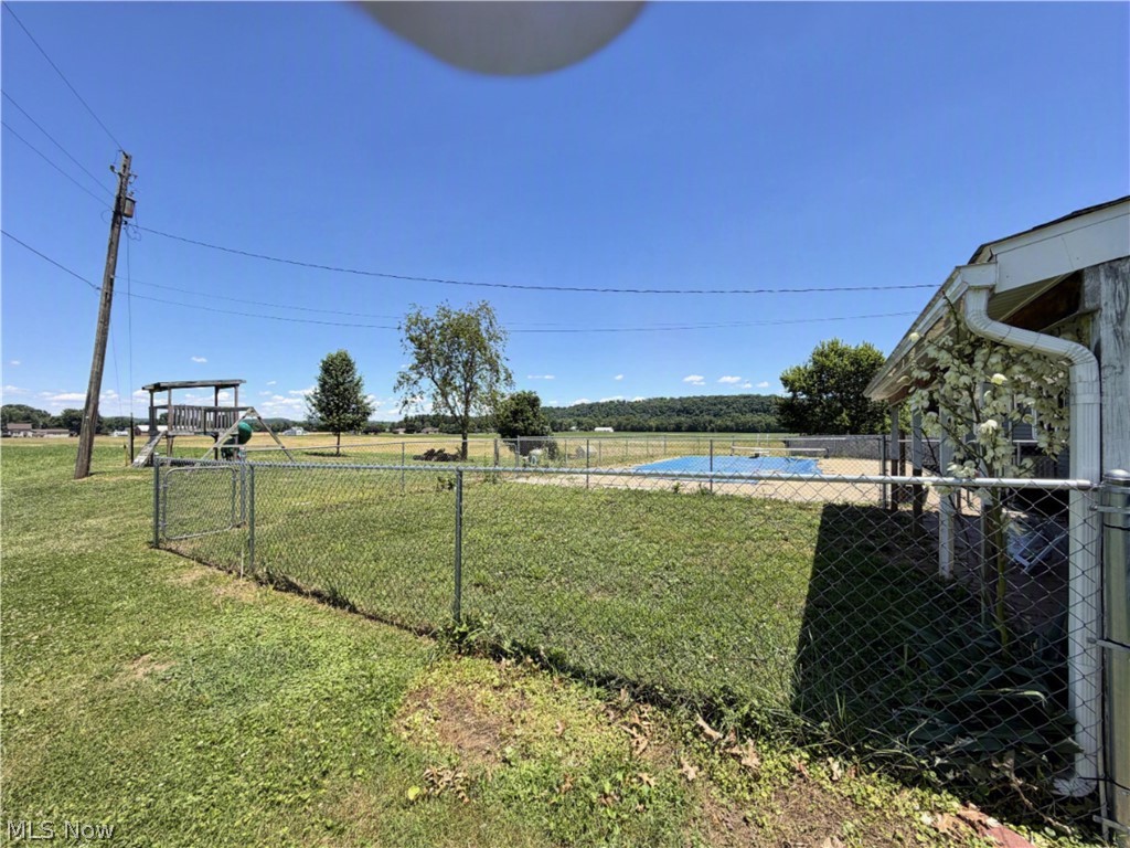 509 Mill Street NE Tuscarawas OH 44682