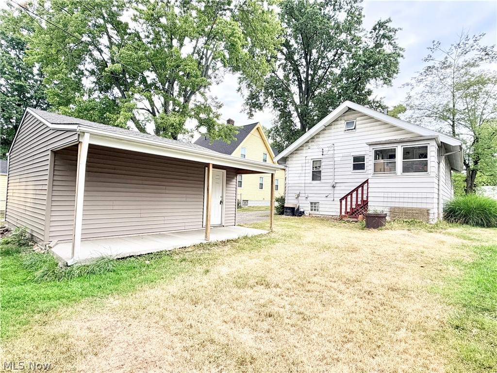 4405 Elmwood Road South Euclid OH 44121