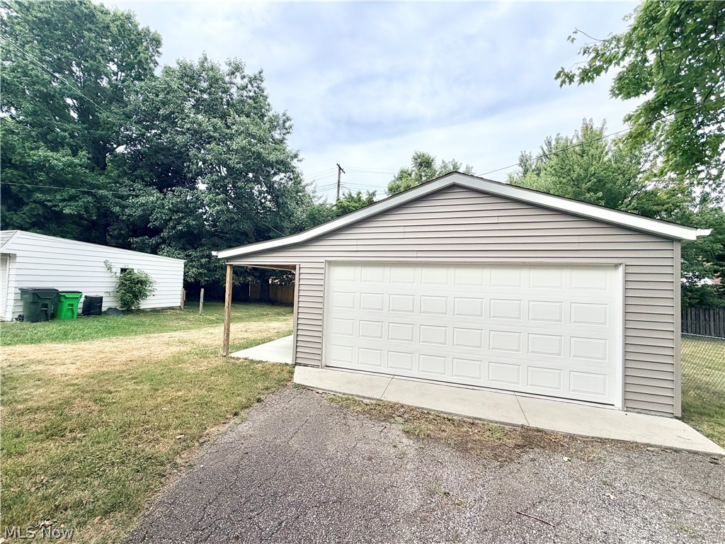 4405 Elmwood Road South Euclid OH 44121