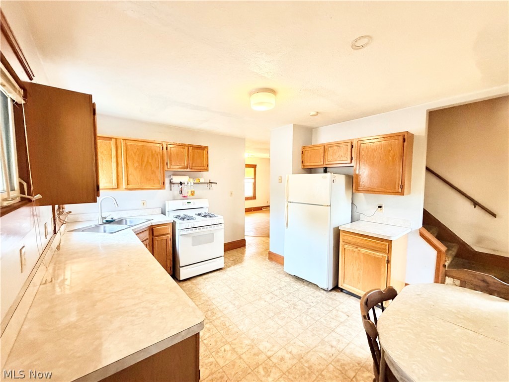 4405 Elmwood Road South Euclid OH 44121
