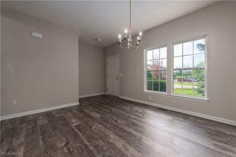 157 Stone Ridge Way Berea OH 44017