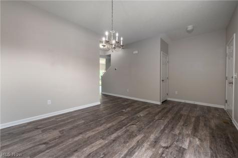 157 Stone Ridge Way Berea OH 44017
