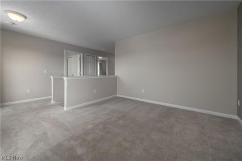 157 Stone Ridge Way Berea OH 44017